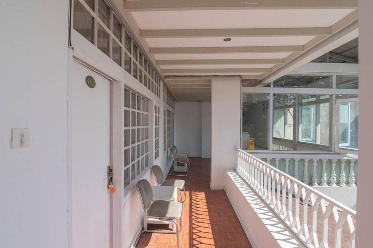 Hotel Reddoorz At Jalan Raya Lembang à Padasul Extérieur photo